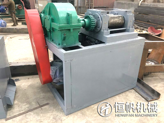 對輥擠壓式造粒機(jī)